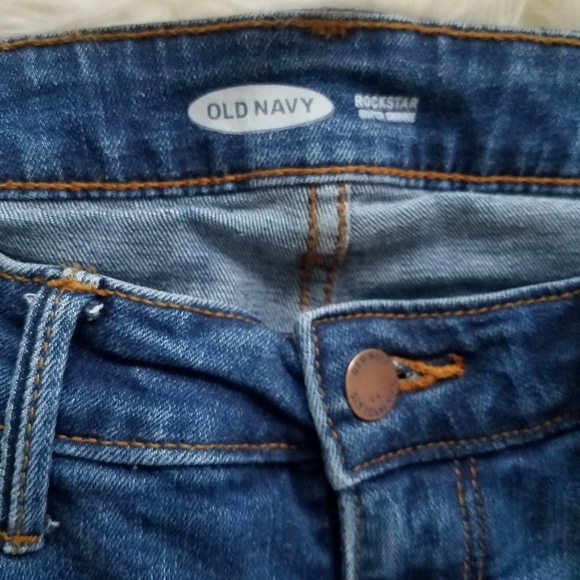 Old Navy Rockstar Jeans - Picture 3 of 5
